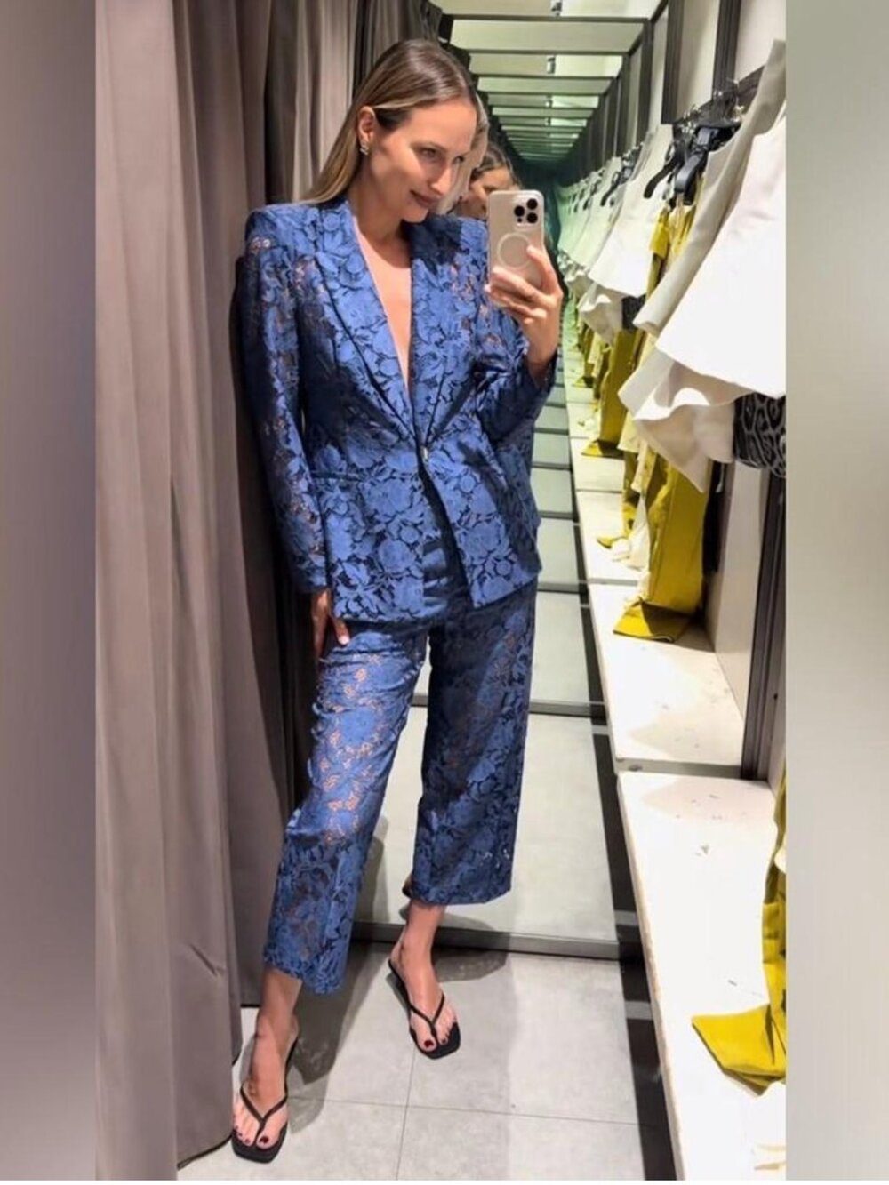 Zara Women Navy Blue Floral Cropped Lace Straight-Leg Pants M NWT 8385/846